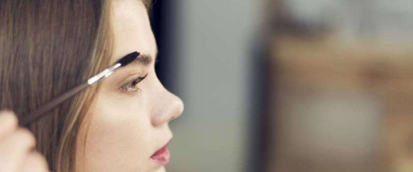 ¿Cómo maquillar las cejas de forma correcta?
