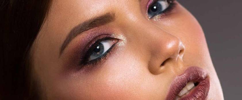 Como aprender a maquillarse los ojos con sombras