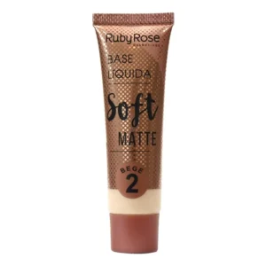 RUBY ROSE Base liquida