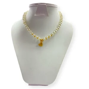 Collar Perlas Blancas Y Corazón Rodio
